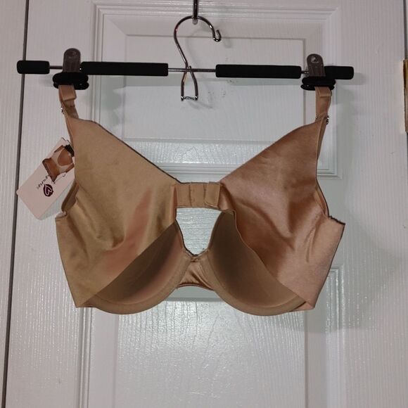 Secret Treasures Light Lined Bra with Bonded Back Sz 34C NWT - Picture 3 of 5
